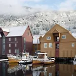 Dinbnb I Top-modern In Historical Sandviken Apartment *