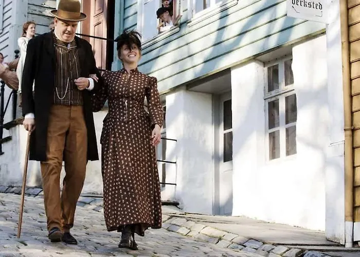 Dinbnb I Top-modern In Historical Sandviken Lägenhet