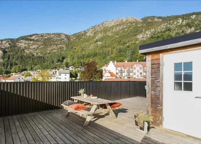 Lägenhet Dinbnb I Top-modern In Historical Sandviken *